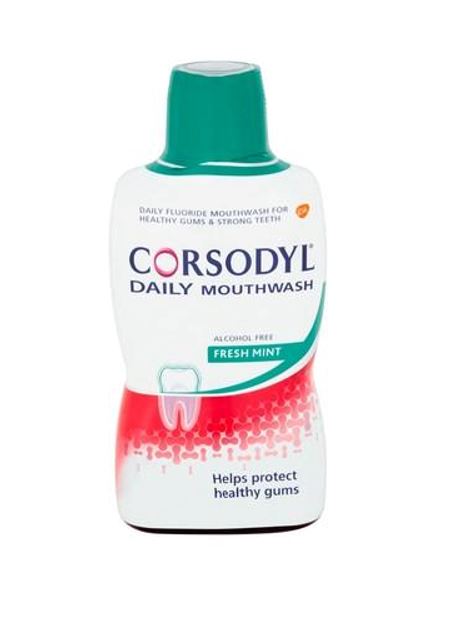 Corsodyl daily fresh mint mouthwash 500ml
